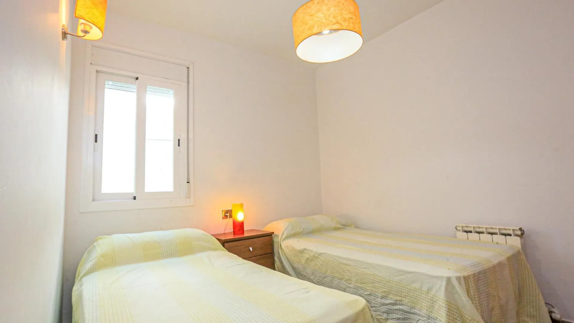 Ciutadella Atico - Only Families Apartment Cambrils