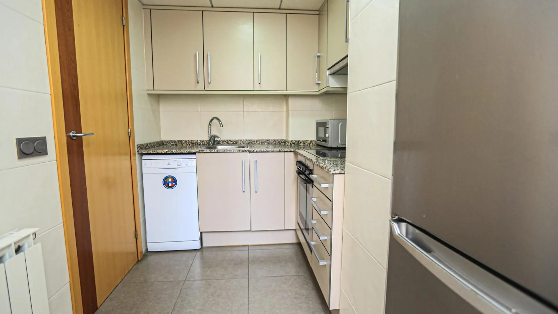Ciutadella Atico - Only Families Apartment Cambrils