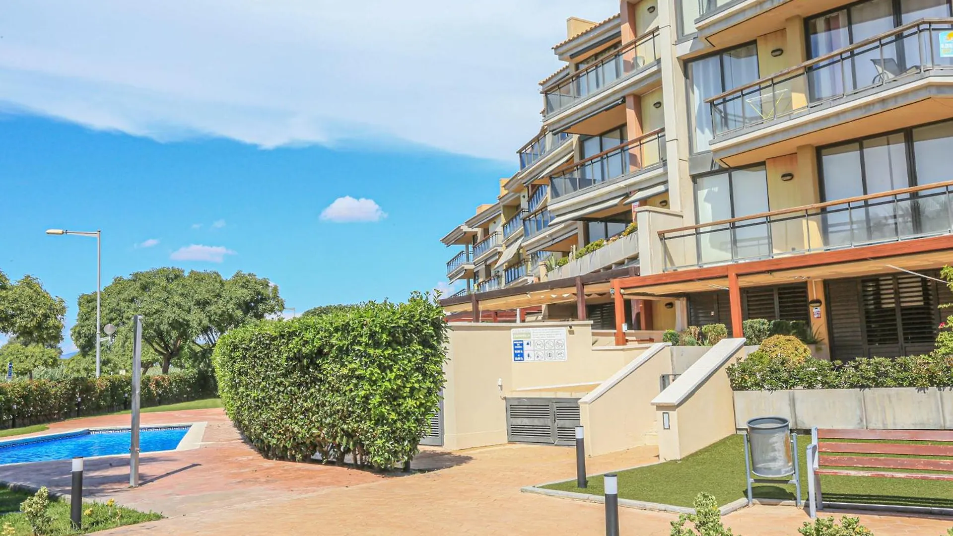 Ciutadella Atico - Only Families Apartment Cambrils Spain