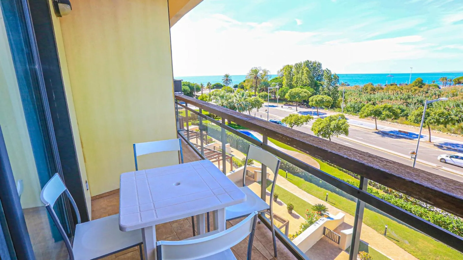 Ciutadella Atico - Only Families Apartment Cambrils 0*,  Spain