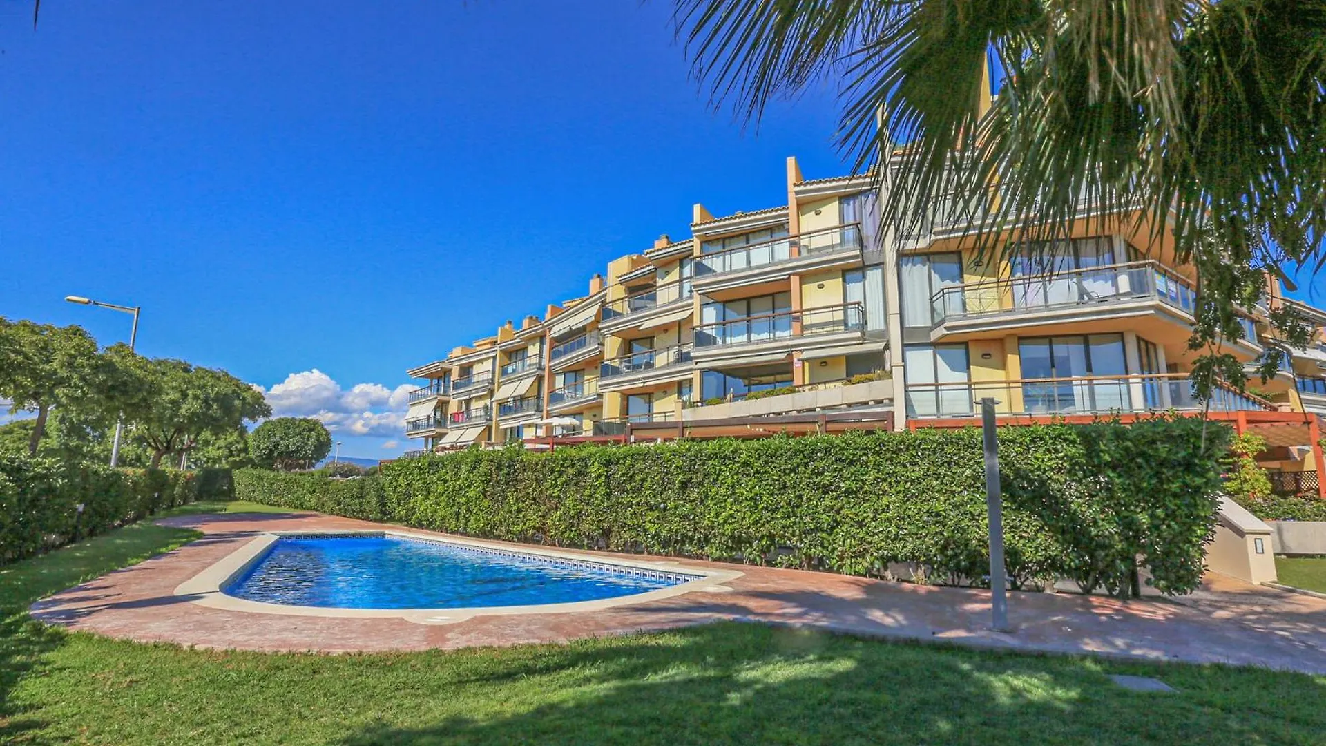 Ciutadella Atico - Only Families Apartment Cambrils