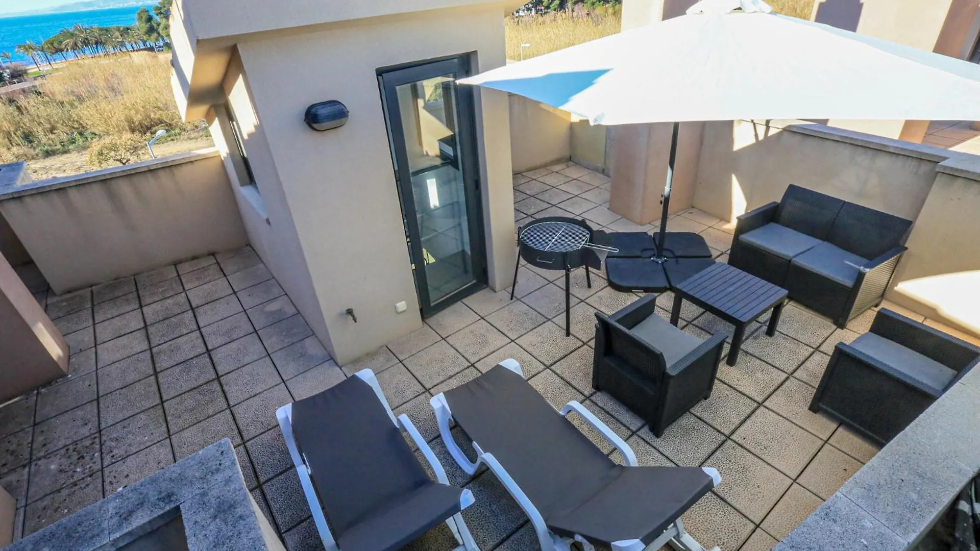 Ciutadella Atico - Only Families Apartment Cambrils