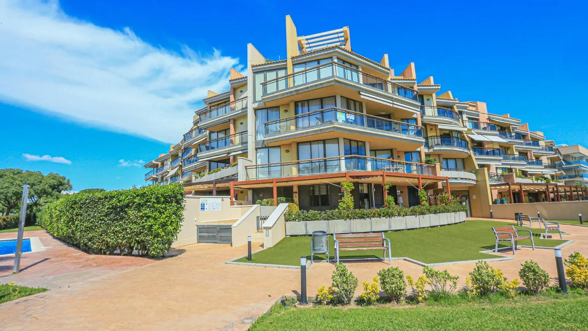 Ciutadella Atico - Only Families Apartment Cambrils