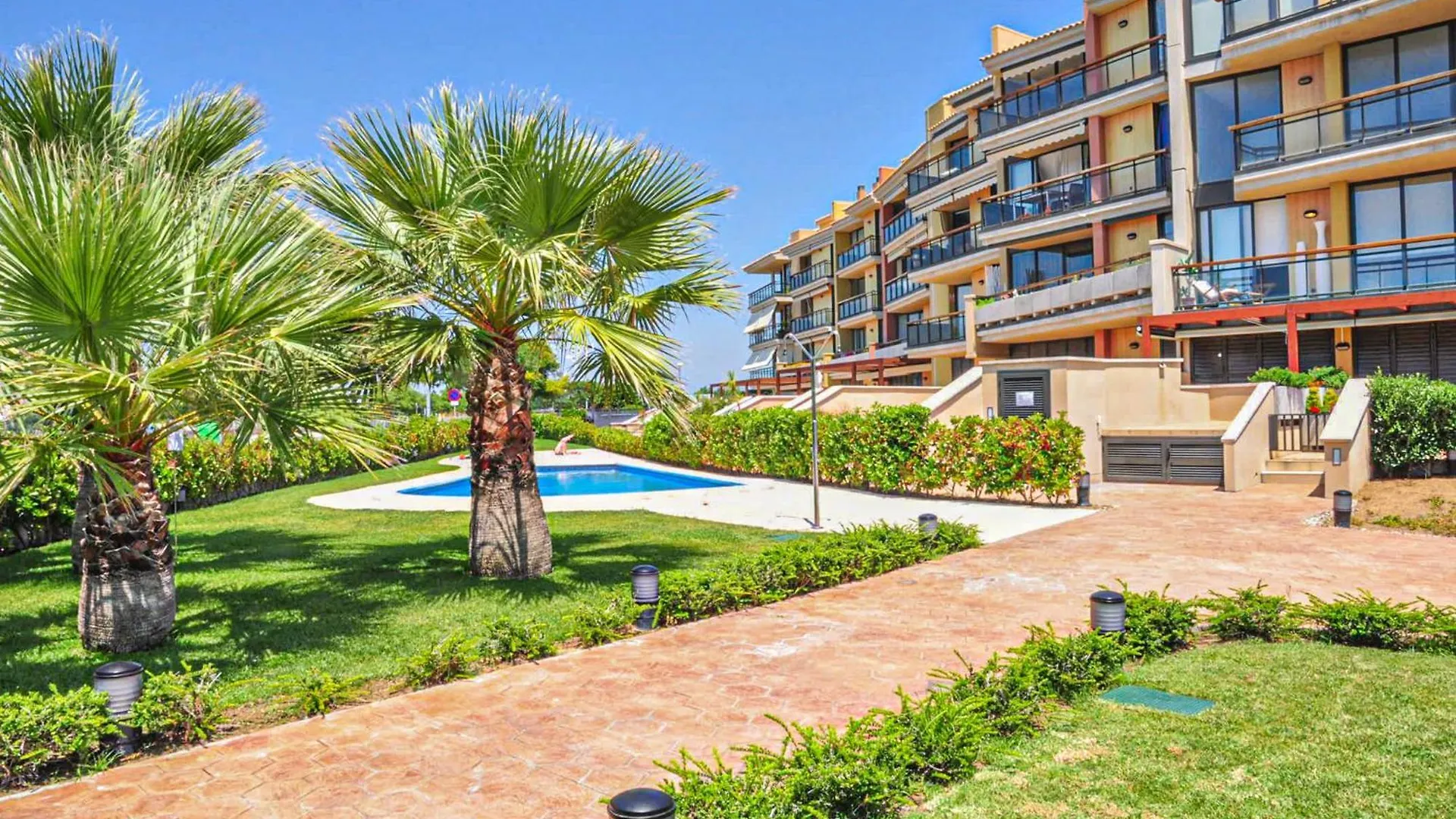 Ciutadella Atico - Only Families Apartment Cambrils Spain