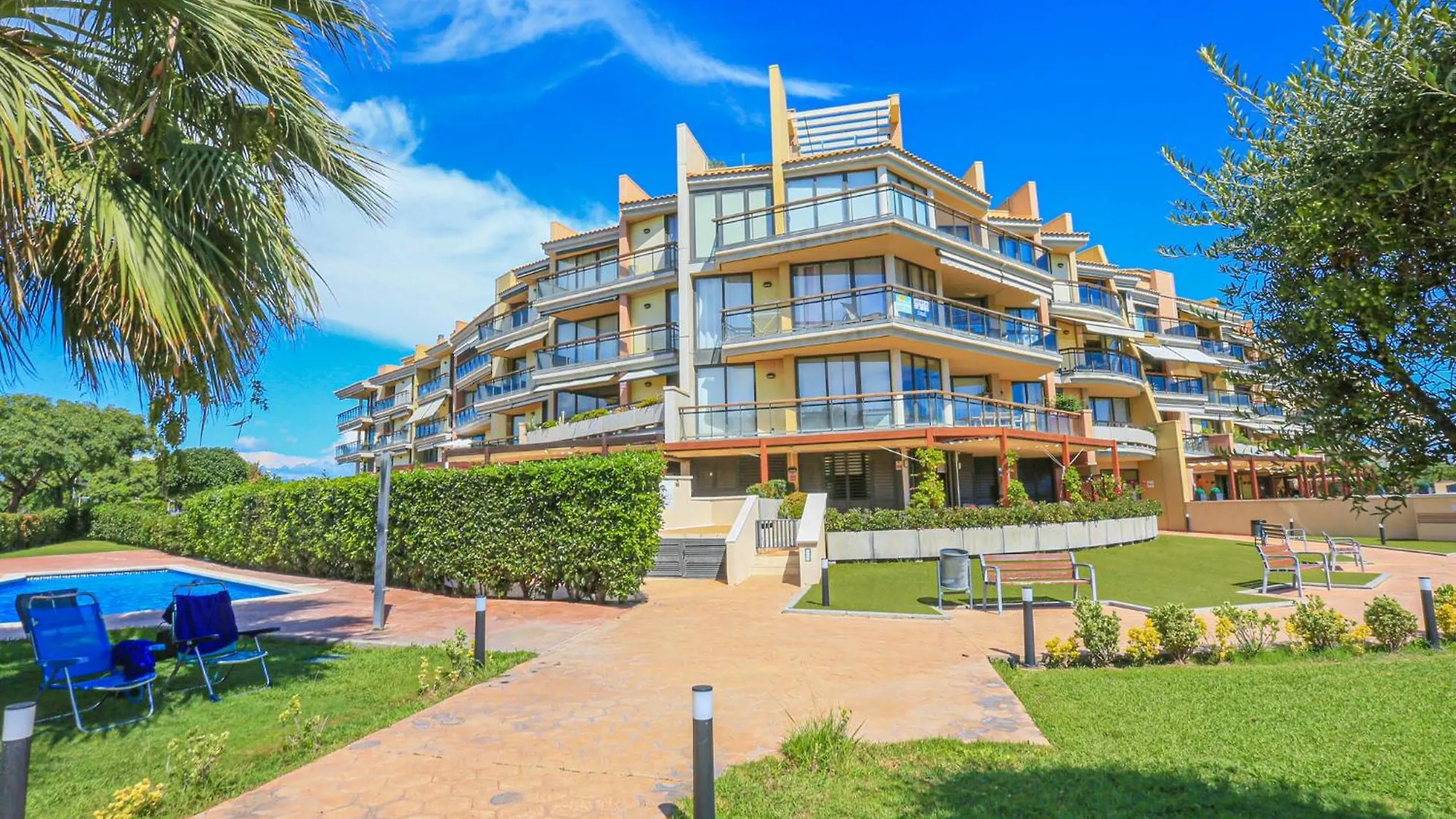 Ciutadella Atico - Only Families Apartment Cambrils